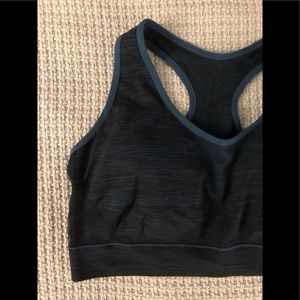 🆕 Jockey sports bra in XL